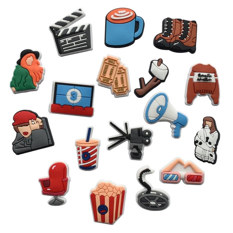 Encantos de sapatos de decorações de O filme acessórios de PVC com botão e sandálias pinos de pingente com presentes