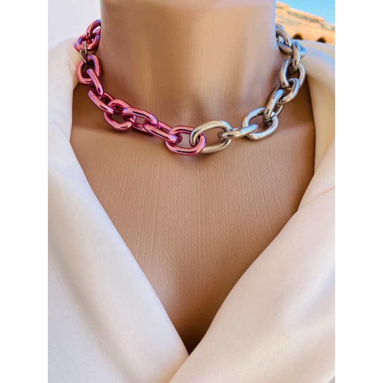 Colares choker com elos folheado a prata tendência Barbie