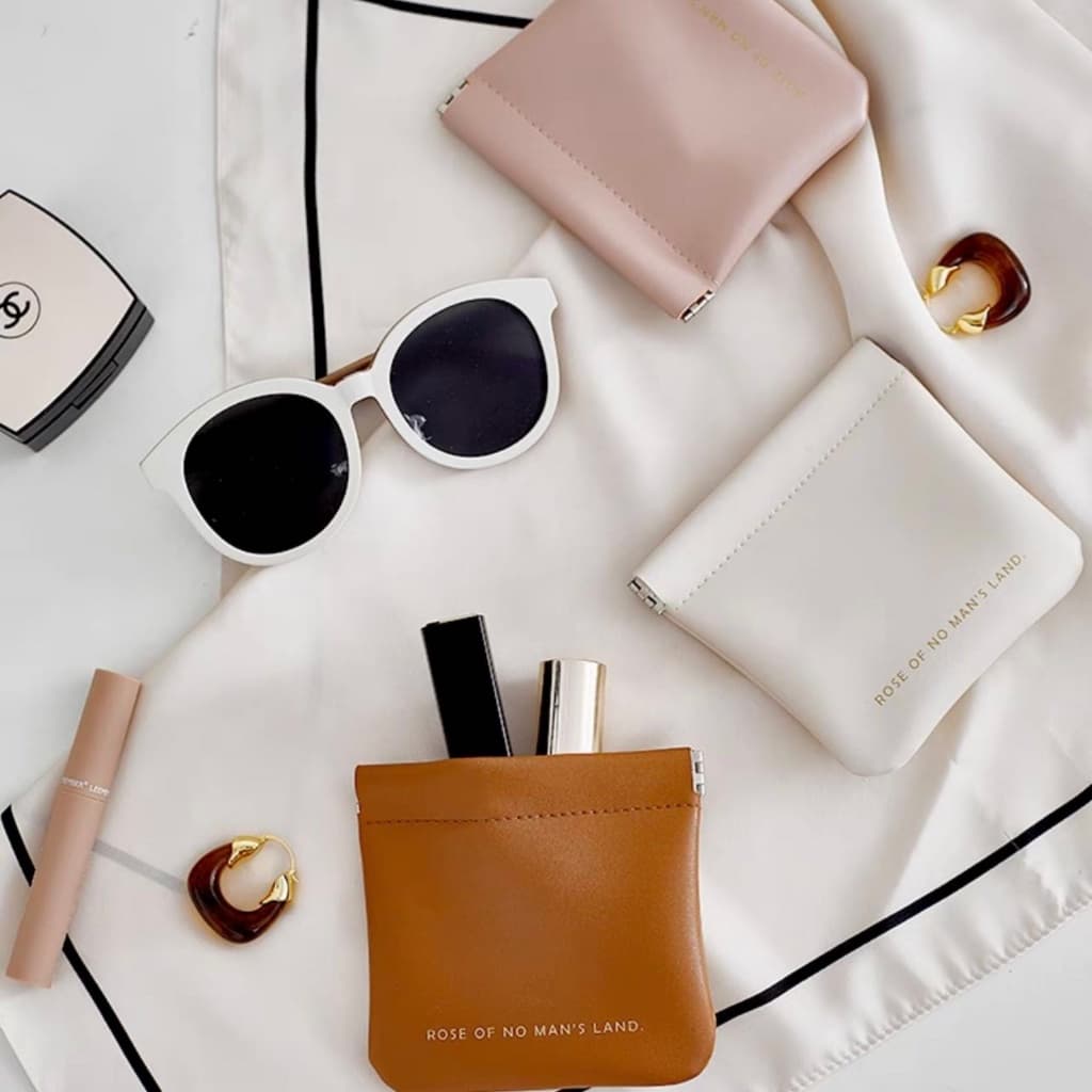 Necessaire Bolsa Bolsinha Porta Objetos Pessoais Feminina Masculina Com Fechado De Ima Impermeável