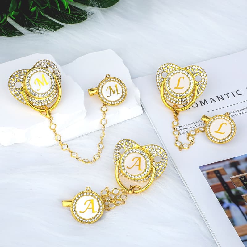 Baby Clip Pacifier Personalizado Recém-Nascido De Luxo Pacifiers Holder Letter Silver Infant Silicone Teether BPA Free