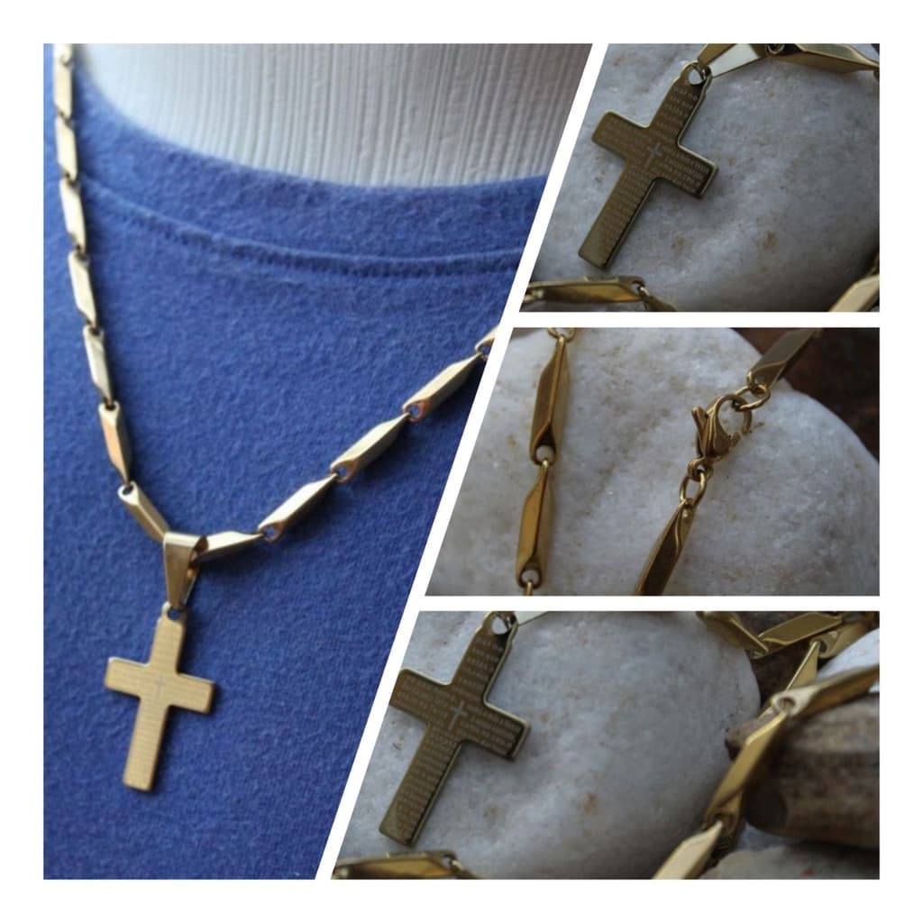 Colar Crucifixo Cordão Cruz Corrente Jesus Católico Evangélico Cristão Bíblico Banhado á Ouro 18k.