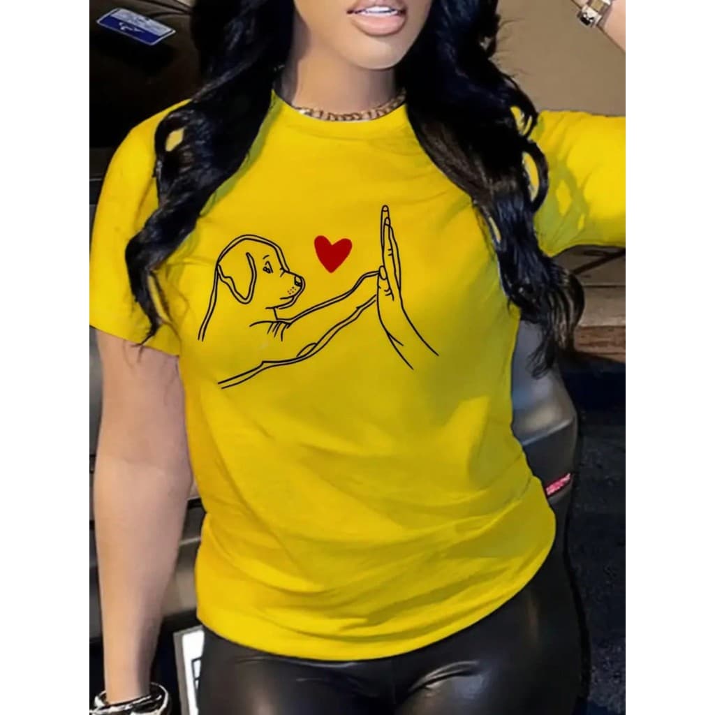 Camiseta Feminina Estampa de Cachorro Fofo com Amor