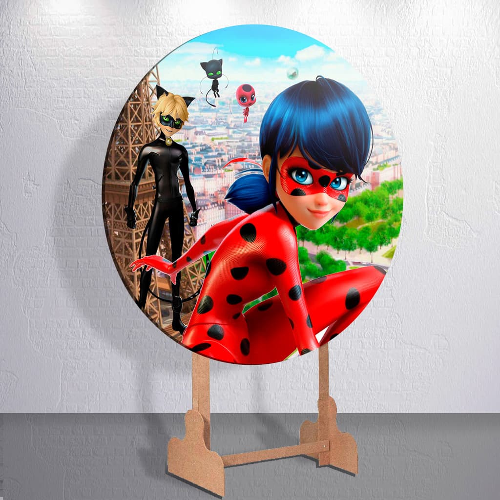 Capa Painel Redondo Joaninha Heroína Vermelha Festa Estampa Mini Grande Decoração Infantil Menina