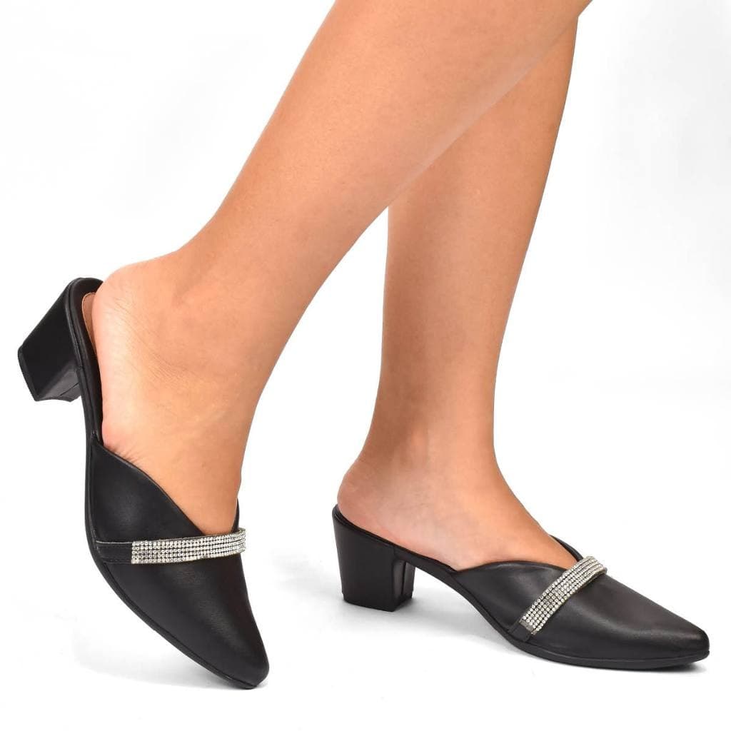 Mule Scarpin Feminino Salto Medio Bico Fino com strass