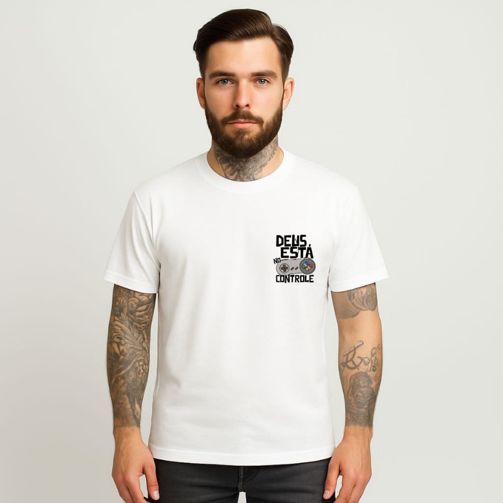 Camiseta Masculina 100% Algodão Estampada Deus no Controle Camisa Unissex Premium