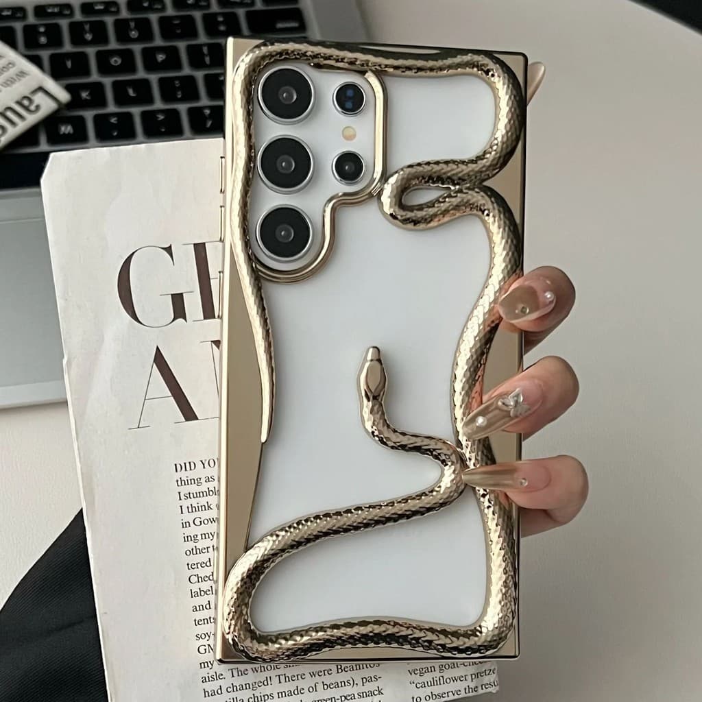 Cobra Moda Galvanoplastia Caso De Telefone Macio Samsung Galaxy S25 Ultra S24 S23FE S22 3D Oco Para Fora Legal Capa Prot