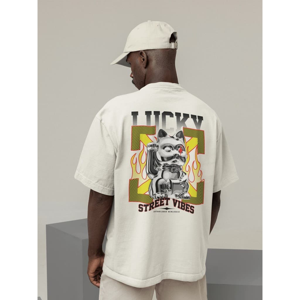 Camisa Camiseta Oversize Streetwear Masculino e Feminino para Treino e Dia a Dia Preto e Off Whte Estampado - LUCK