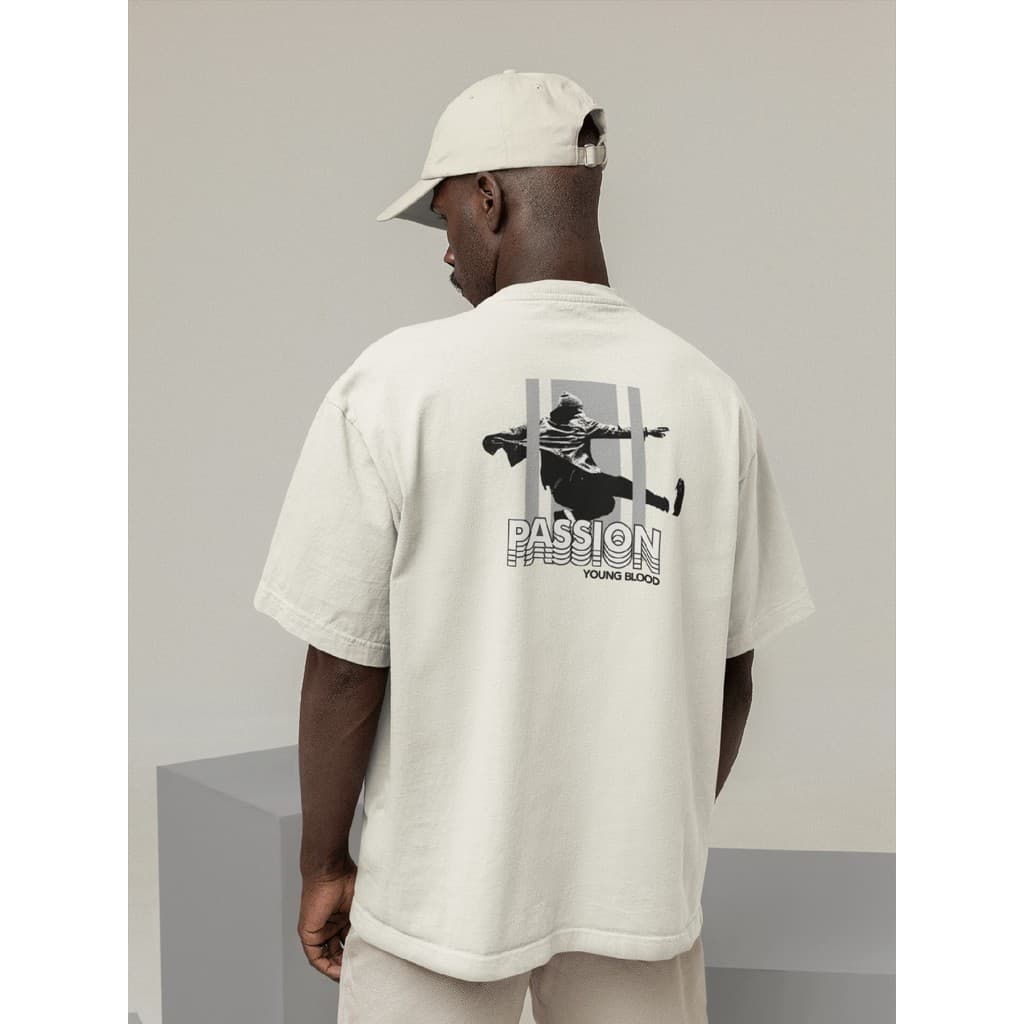 Camisa Camiseta Oversize Streetwear Masculino e Feminino para Treino e Dia a Dia Preto e Off Whte Estampado - PASSION
