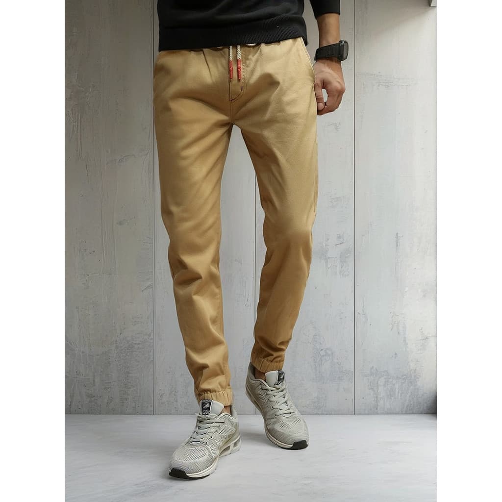 Calça Masculina Sarja Com Elástico Na Barra