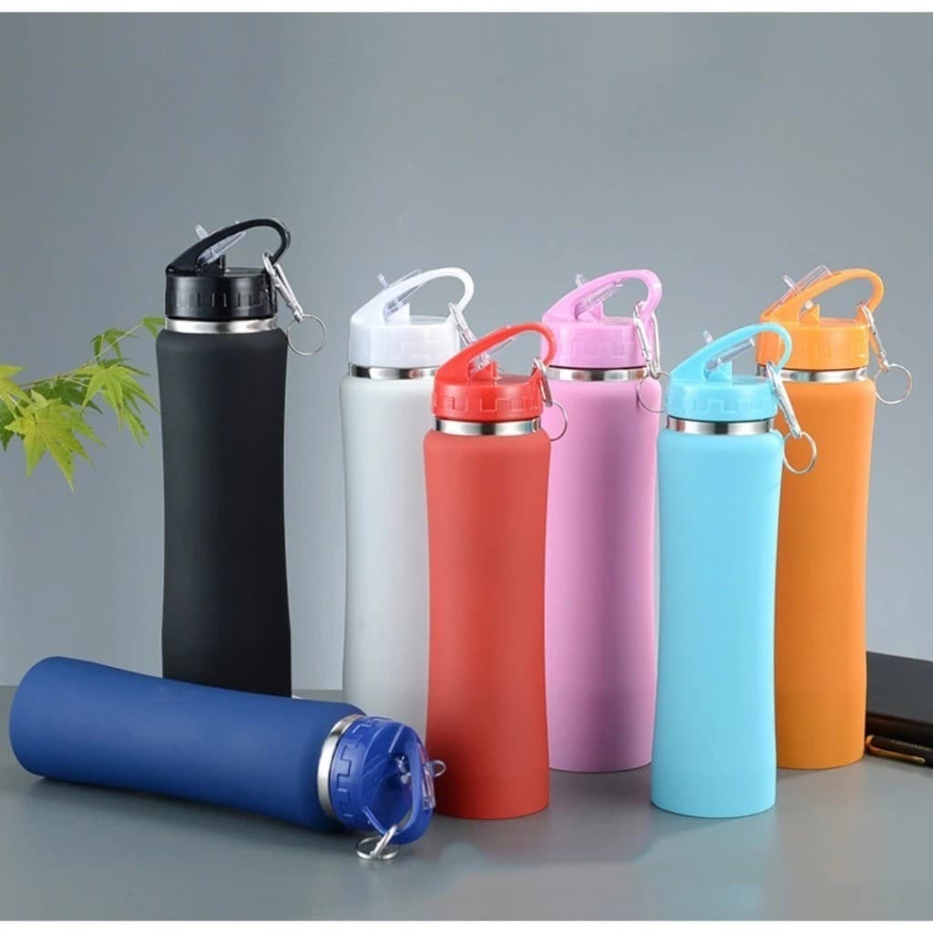 Garrafa Térmica 750ml com canudo e chaveiro Garrafa Térmica Com isolados de vácuo novo nova