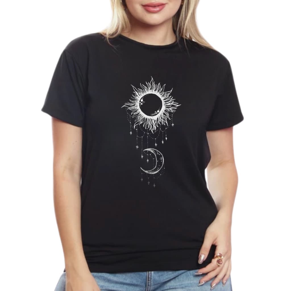 Camiseta Baby Look T-Shirt Cor Preta Modelo: "Sol e Lua" BAB-1133-PT  NESTAR