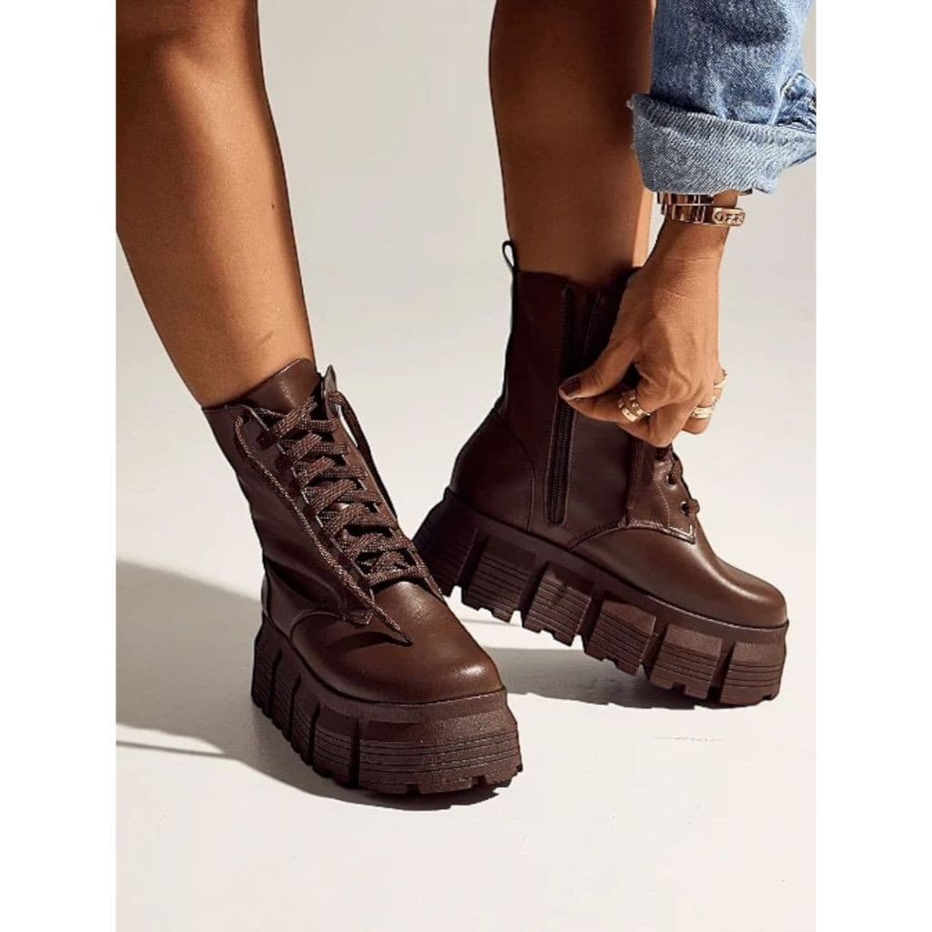 Coturno Bota Plataforma CHUNKY tratorado-Conforto e Estilo