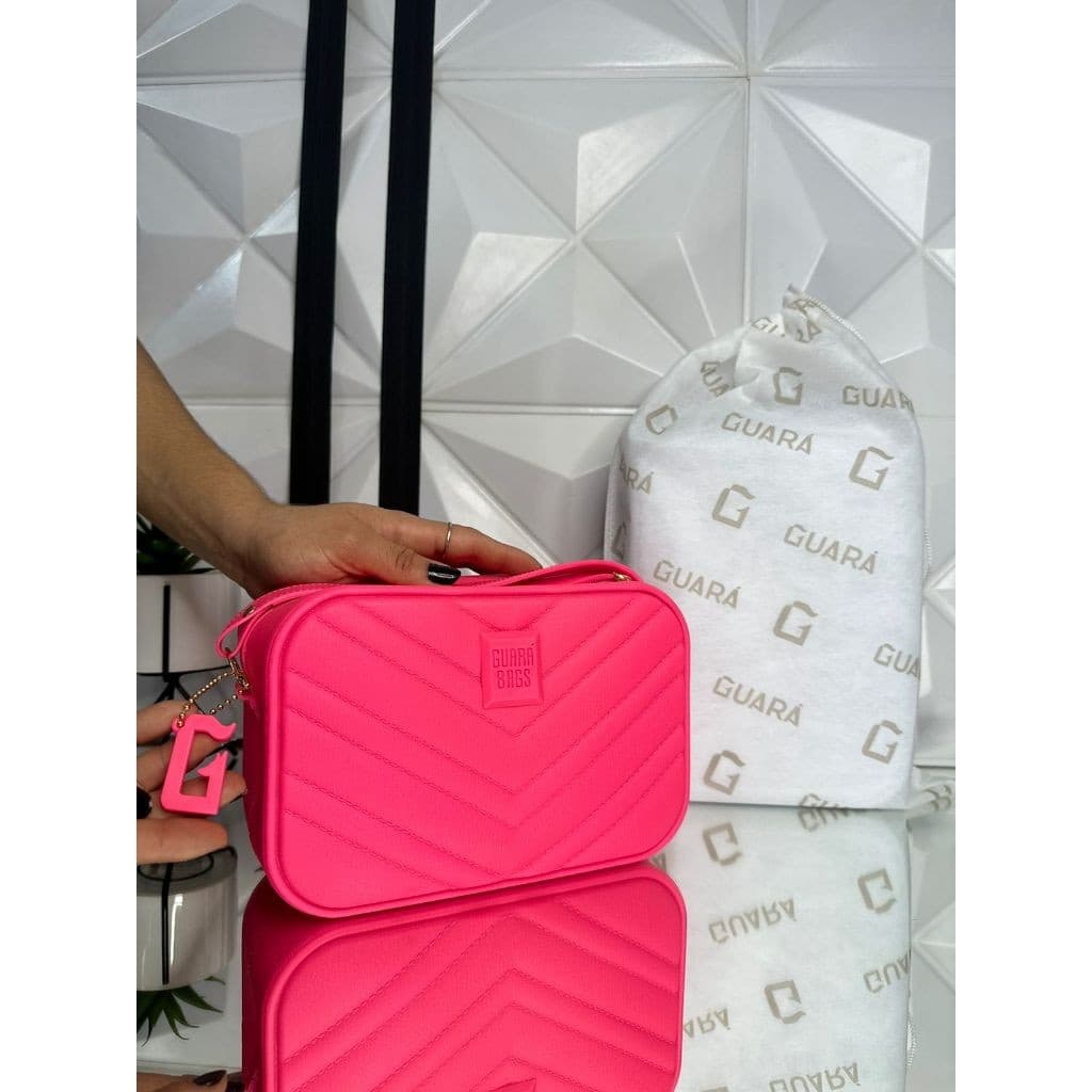 Bolsa Feminina Emborrachada Guará Berlim De Ombro Com Alça Ajustável Todas as Cores Acompanha Saquinho