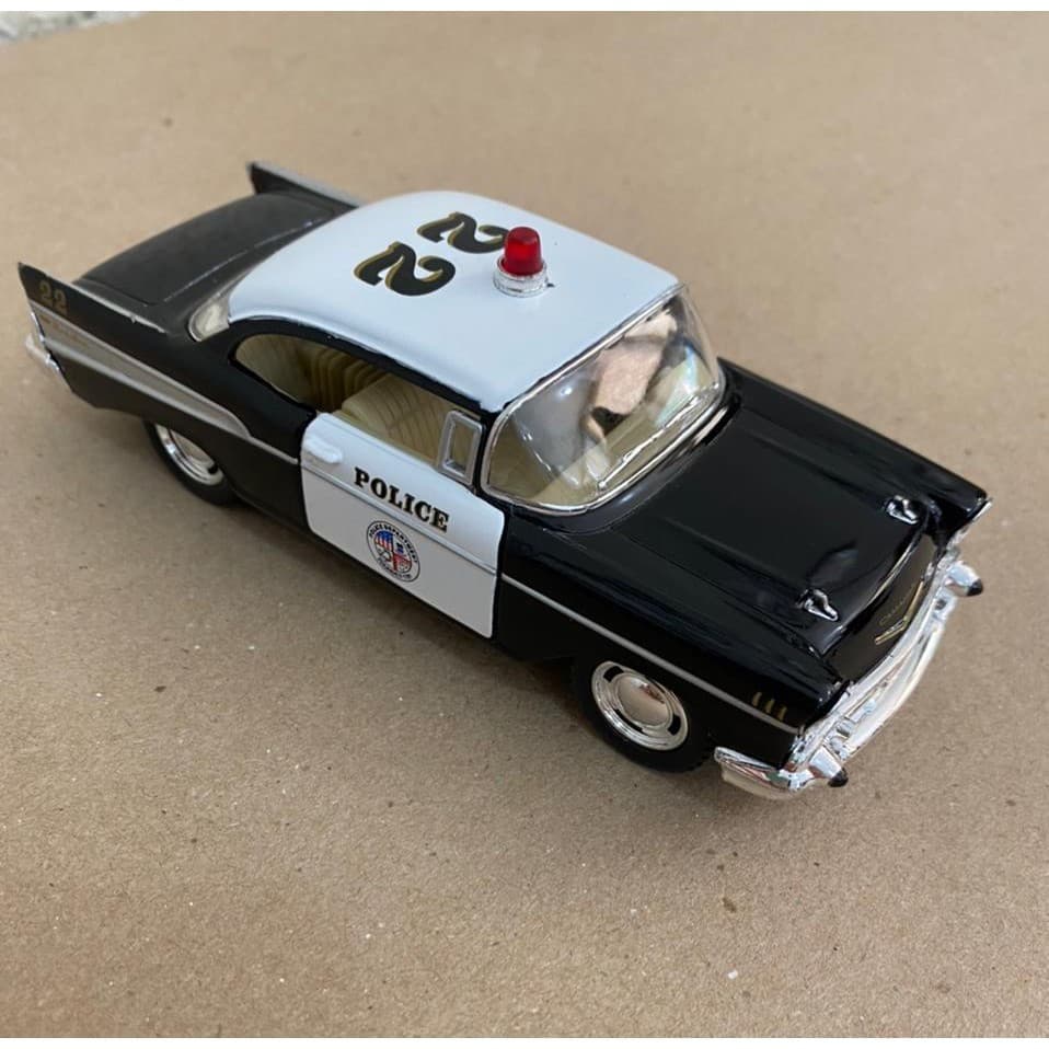 carrinho Miniatura Carro Policia Chevrolet Bel Air 1957 colecionador escala- 1:40