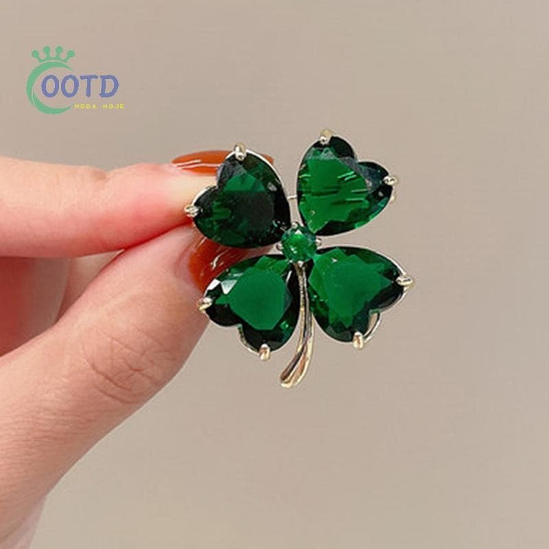 Moda Hoje Sorte Trevo De Quatro Folhas Broche Francês Retro Esmeralda Corsage Roupas Fixas Pino Fivela Senhora Acessório