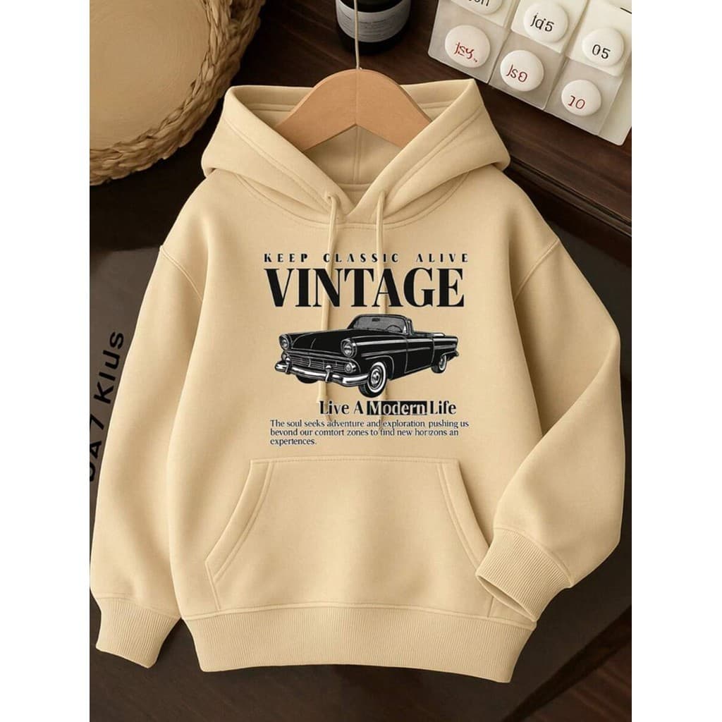 Moletom Infantil Masculino Casual Confortável com Texto Vintage "Viva Uma Vida Moderna" e Estampa Legal de Carro