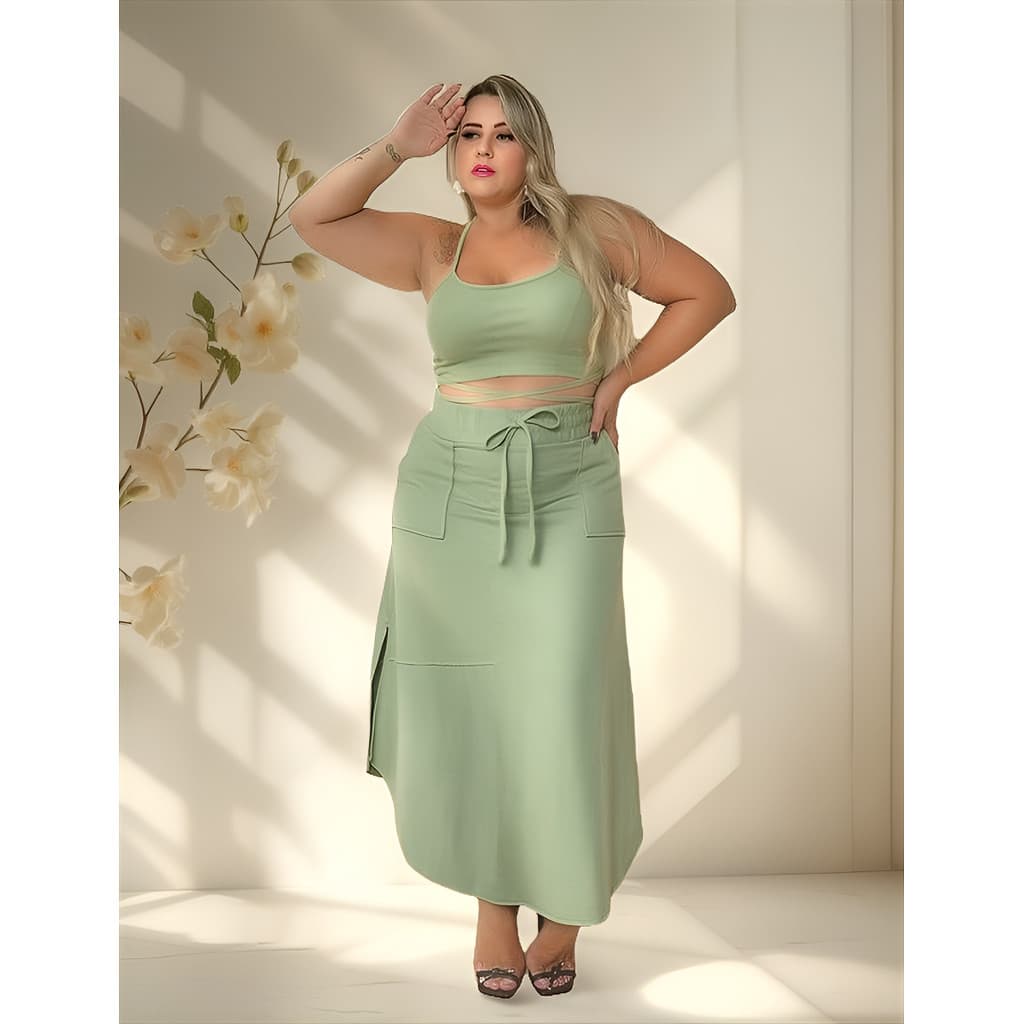 Conjunto Cropped E Saia Longa Com Fenda Plus Size