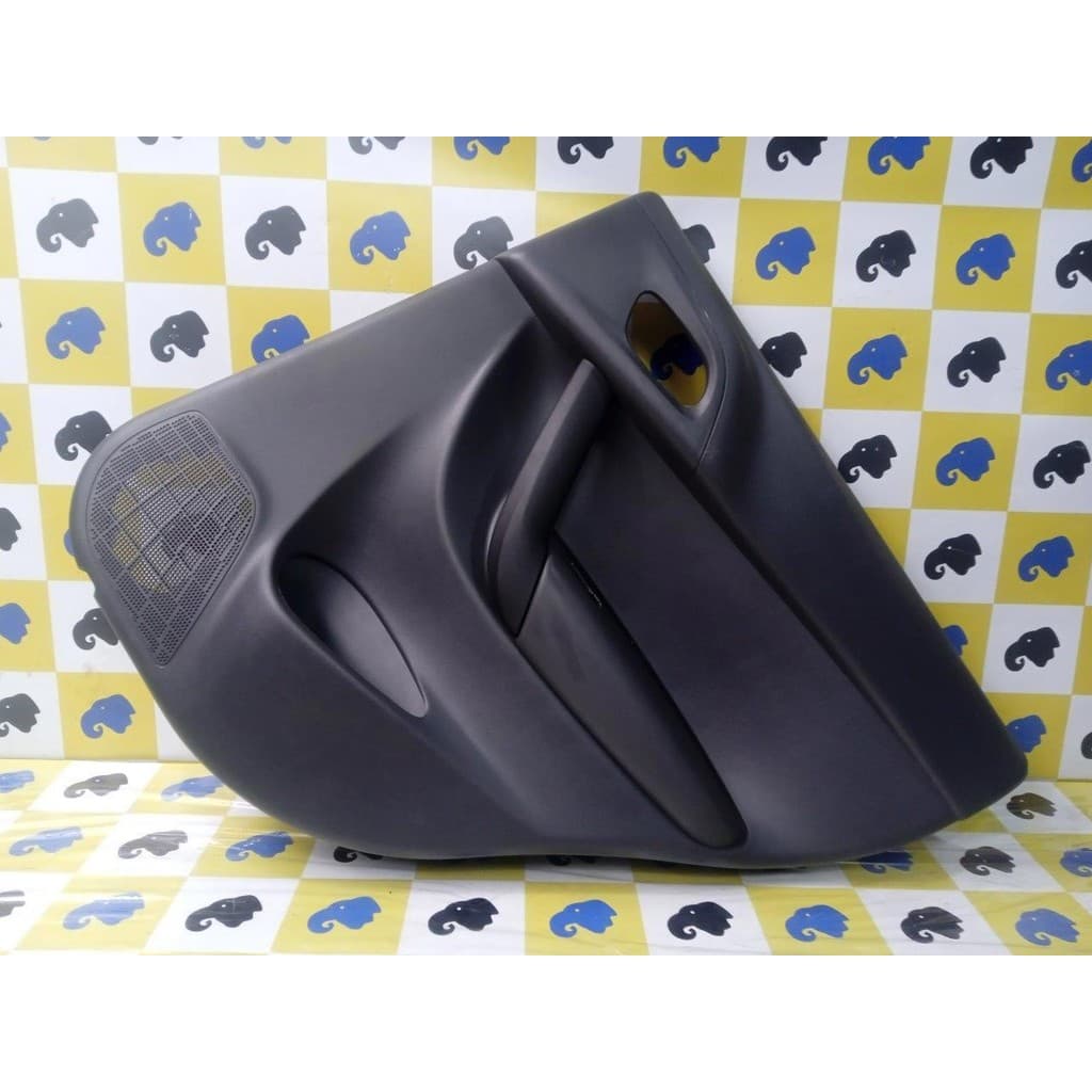 Forro Porta Traseiro Direito Citroen C3 2018 2019