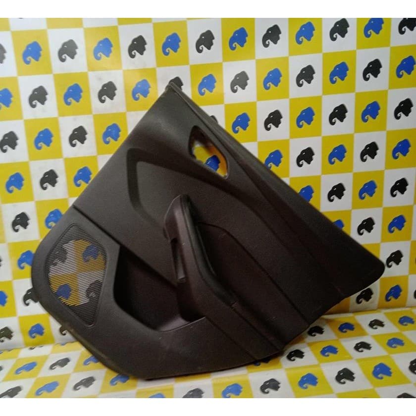 Forro Lateral Porta Traseira Direita New Focus 2016-19