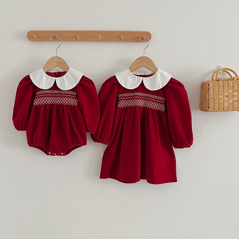 Meninas primavera outono vestido gola boneca vermelho bebê menina roupas irmãs roupas CCRI