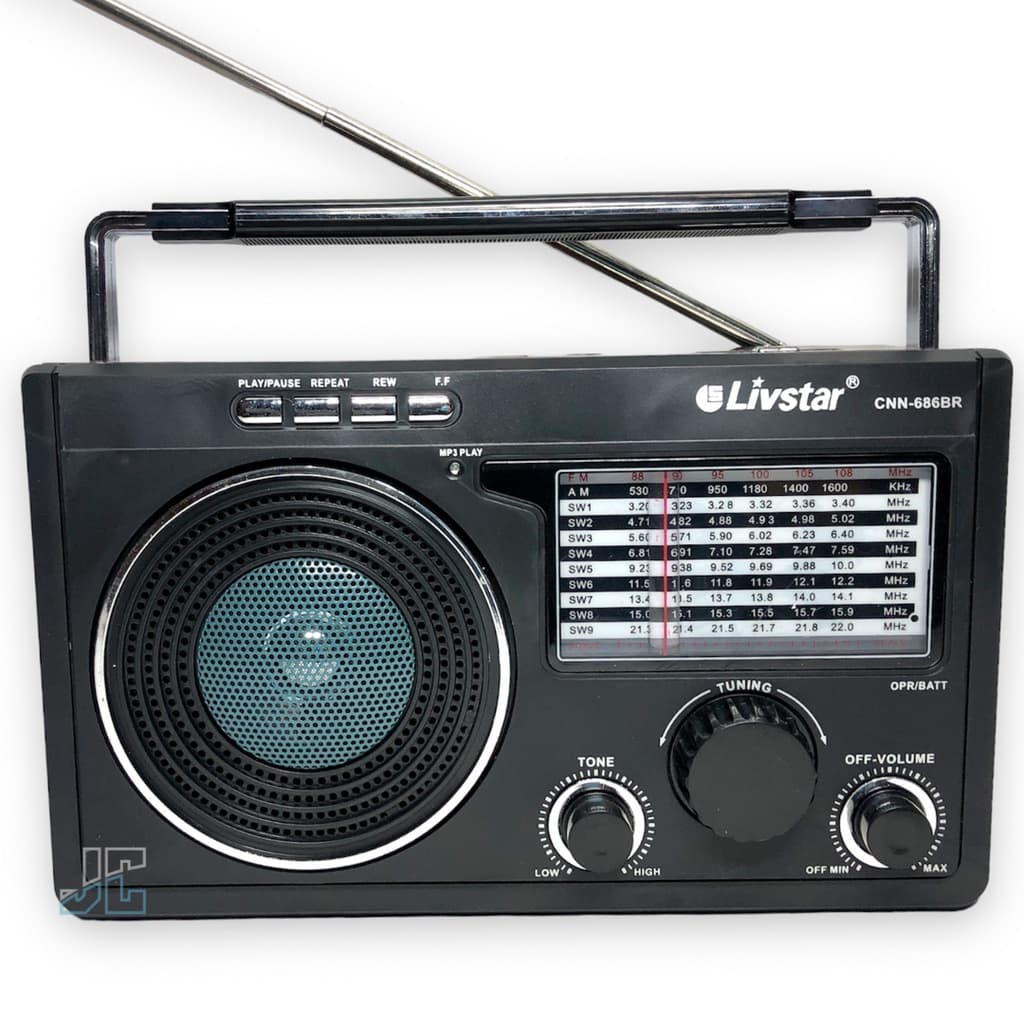 Radio Am/fm Com Bluetooth/pen Drive/aux Recarregável E Pilha