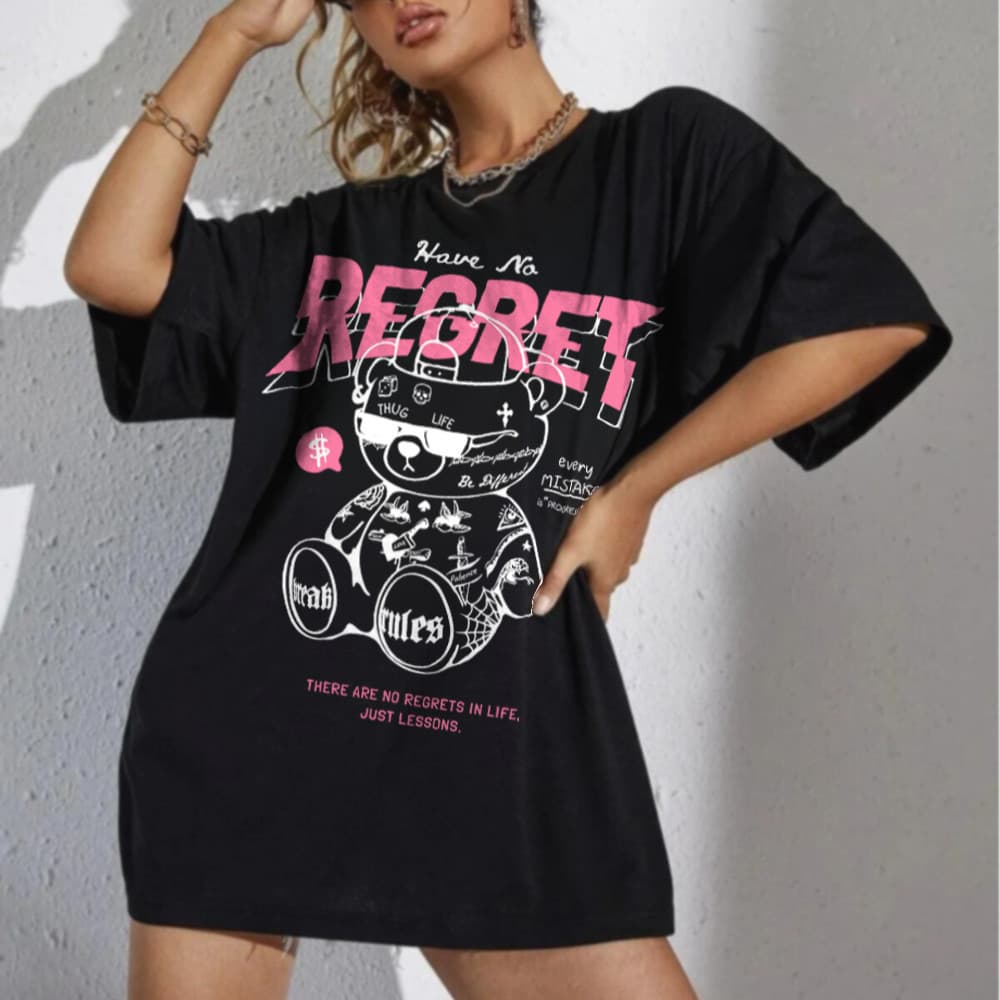 Camiseta Larga Feminina Oversized Bear Ursinho Streetwear Camisa Oversize Estilo de Rua Grande Estampada