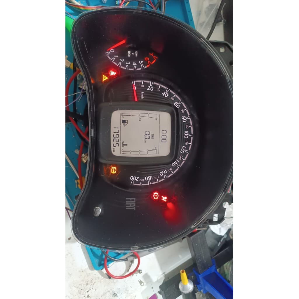 Painel de instrumentos FIAT MOBI 52128895