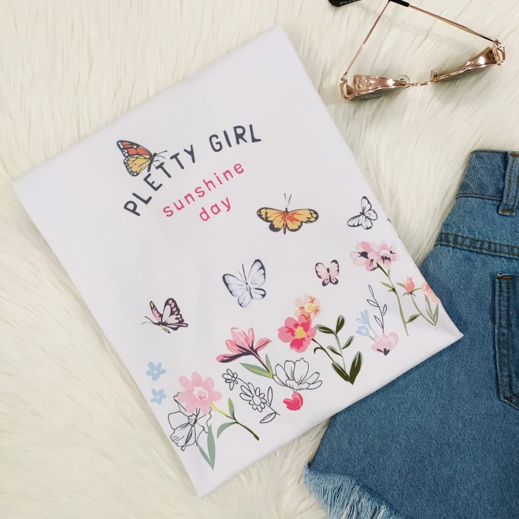 Camiseta Blusa T-Shirt Pletty Girl M ao G3 Plus Size com animais e borboletas