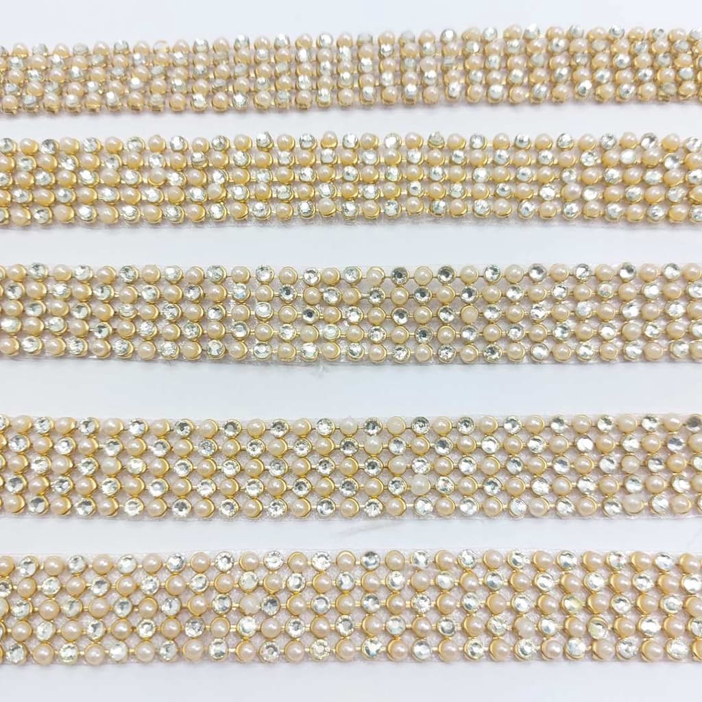 Strass em Manta   1,5x23cm Cristal e Pérola 3mm para artesanato, roupas, apliques, laços 2x6cm 42172
