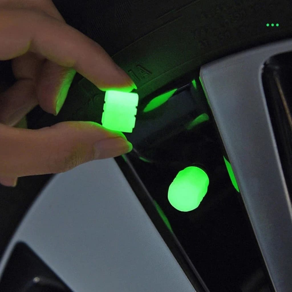 4/8/ Bico Tampa Válvula Pneu Carro Moto Luminoso Fluorescente 1 Pacote Com 4 UNIDADES