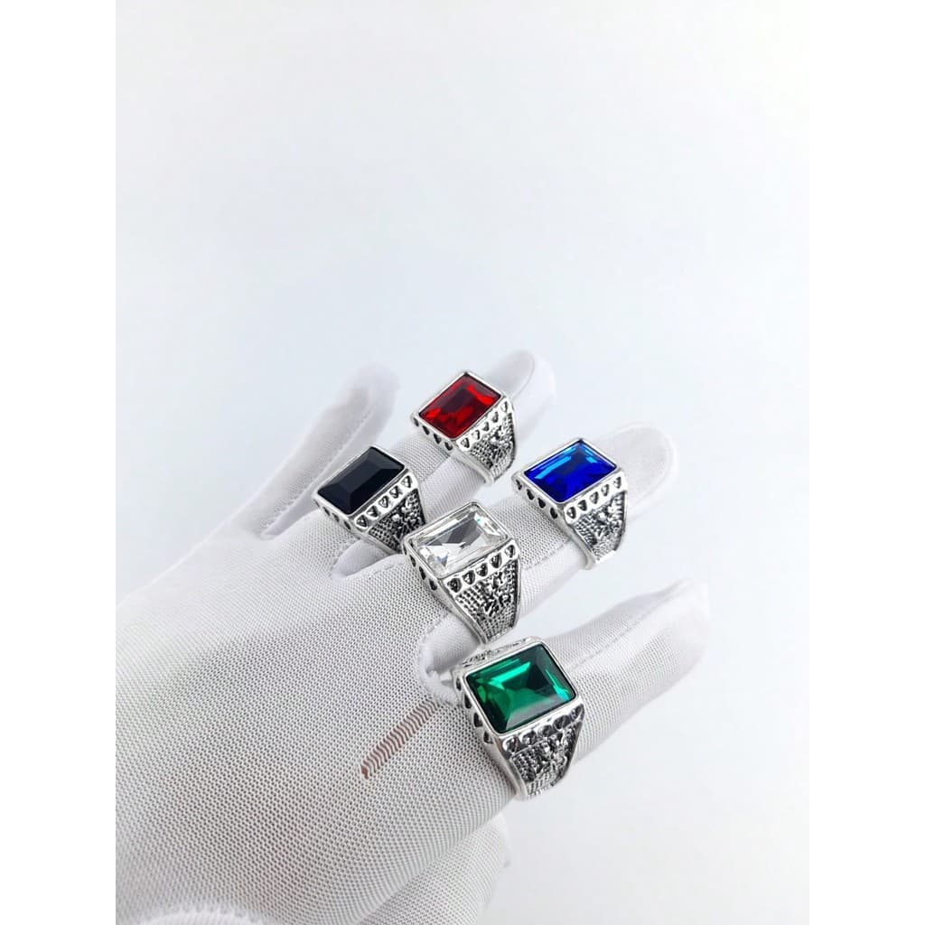 Um Anel Masculino Pedra Grande Cor Surpresa c1