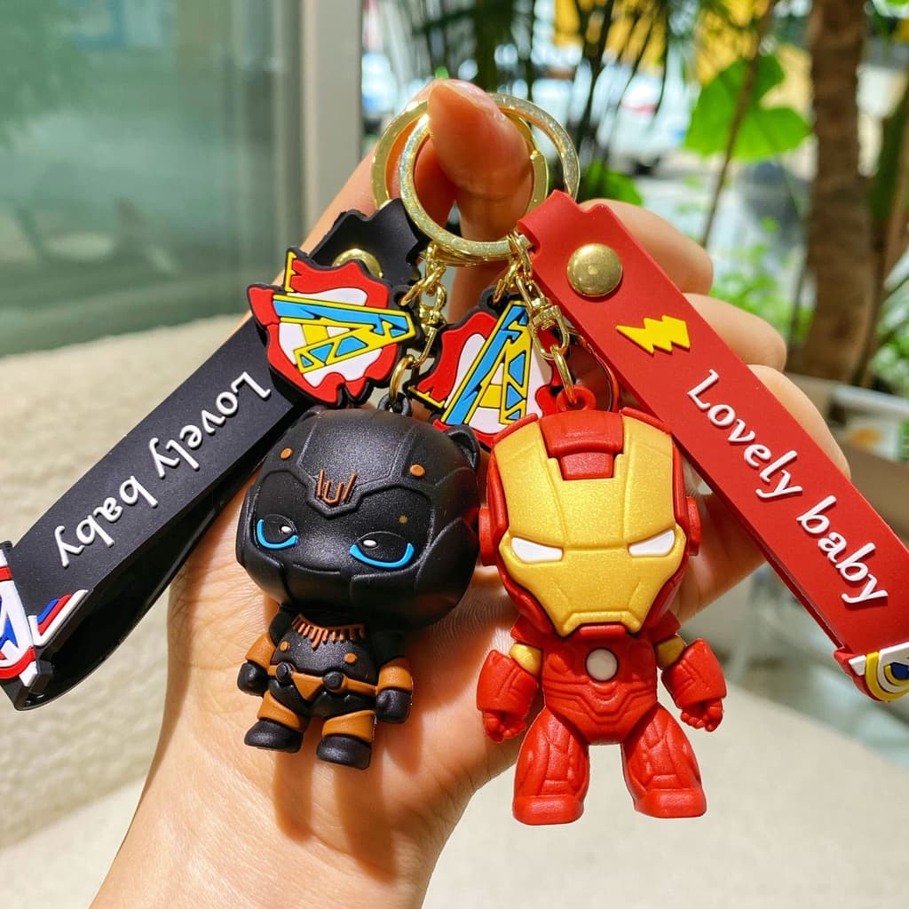 Chaveiros/Versão Q Da Série Marvel Chaveiro Dos Desenhos Animados Homem-Aranha Boneca Carro Pingente Estudante Pequeno P
