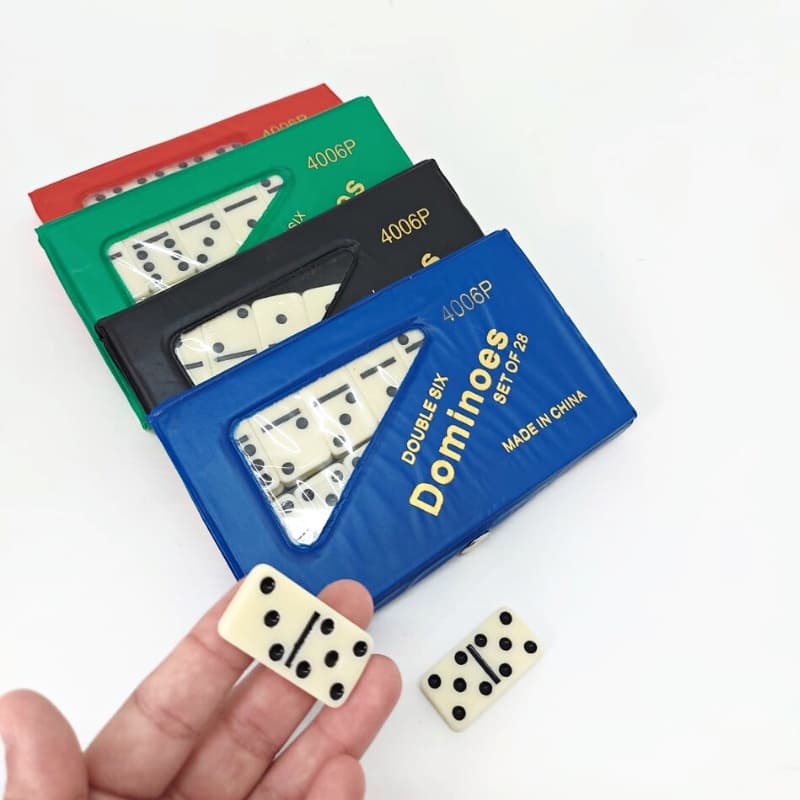 Dominó Pequeno Jogo Ideal Para Viagens Passeios Domino Tabuleiro Festinhas Escolar Divertido Promoção