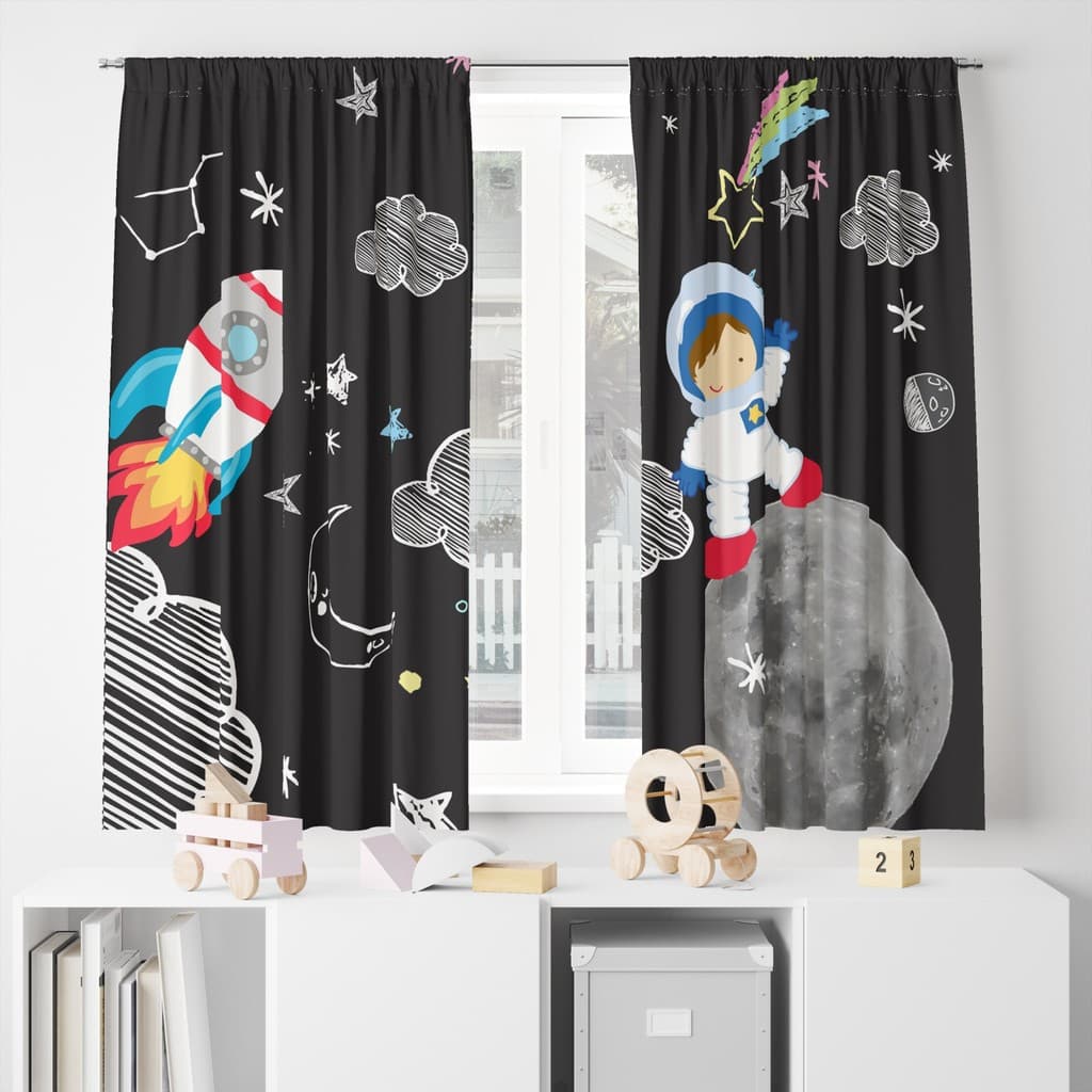 Cortina Tecido Oxford Decorativa Astronauta e Foguete Espaço - 120x70cm