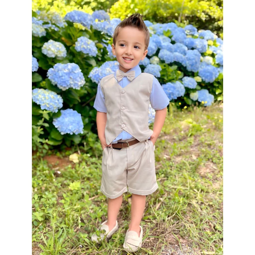 Conjunto Infantil Masculino Colete e Shorts Bege - P ao 12