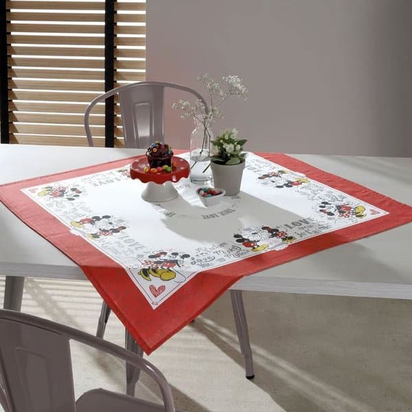 Toalha Centro de Mesa 78cmx78cm Mickey e Minnie