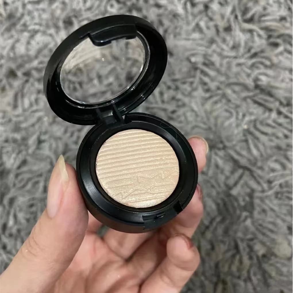 Nova Amostra De Pó Brilhante Iluminador M @ Ginger 1.5g