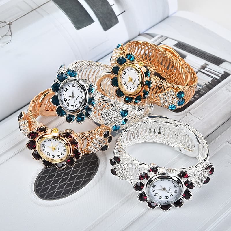 Relógio Pulseira De Quartzo De Luxo Com Strass , Feminino Versão Coreana Temperamento Incrustado Diamantes Brilhantes