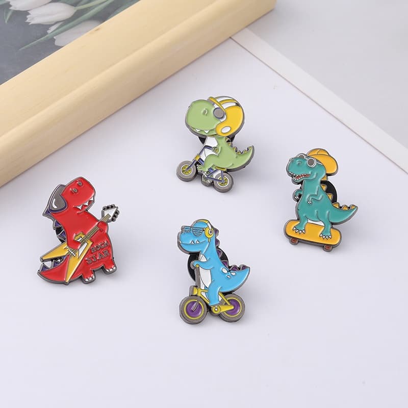 Broches Fofinhos Cartoon Dinossauros Série Material Liga Esmalte Alfinetes Lapela Roupas Crachás Cartoons