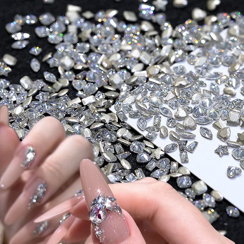 UR Açúcar 50 Pçs/set Mini Prata Cristal Decorações De Unhas Glitter Coração Redondo Plano DIY Encantos Da Arte Do Prego