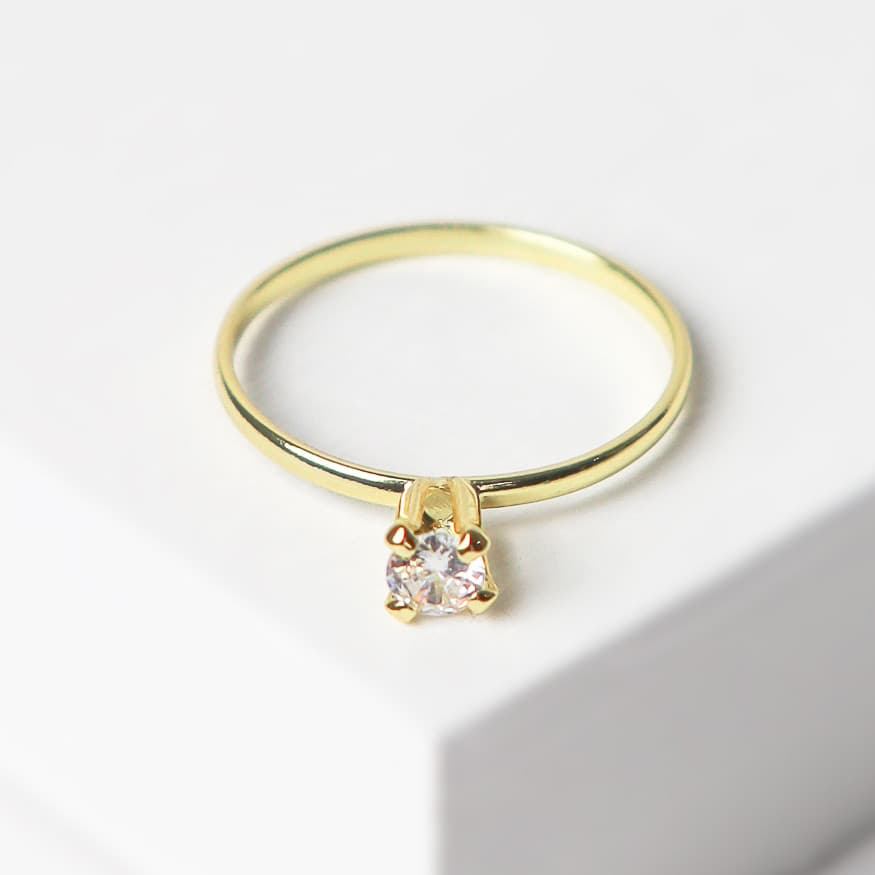 Aliança Solitário – Anel Dourado ou Prata em Aço Resistente