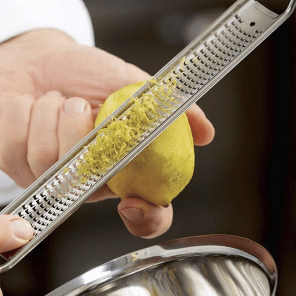 Zesper De Raspas Ralador Multifuncional Inox Microplane Multifuncional Cozinha Temperos Cebola Alho Chocolate Frutas Parmesão Limão Laranja