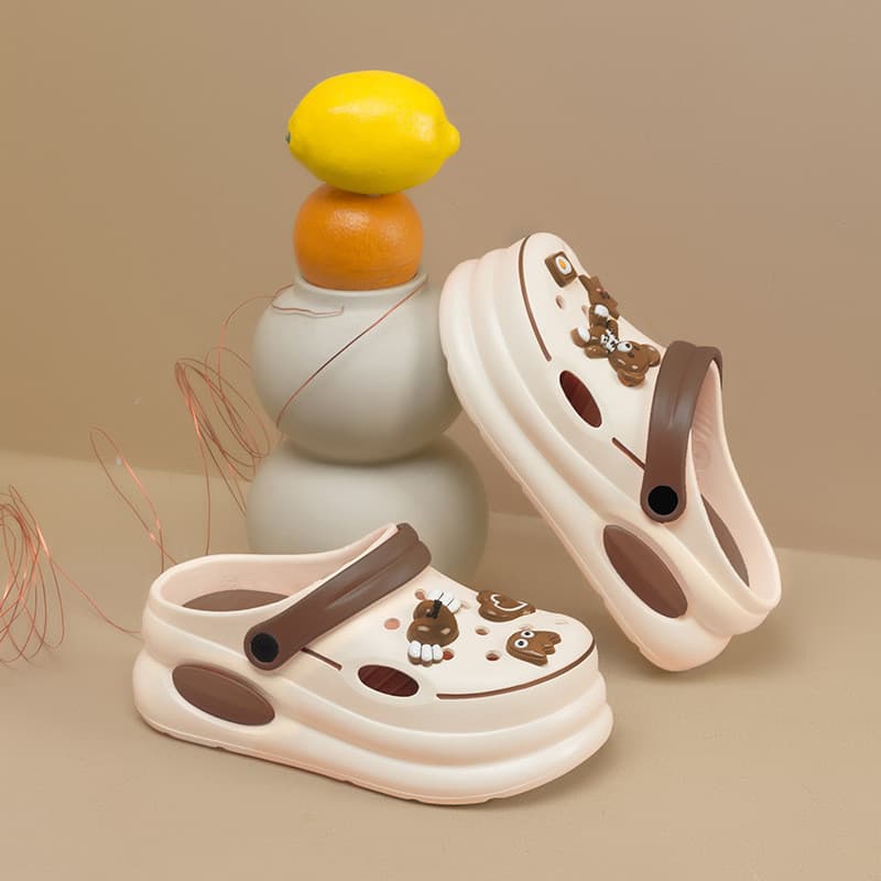 2024 Nova Moda Faça Você Mesmo Sapatos De Buraco Feminino De Sola Grossa Eva Beach Outwear Jardim Instagram Chinelos De Verão Sandálias De Praia Anti-Derrapante Plataforma Chinelo