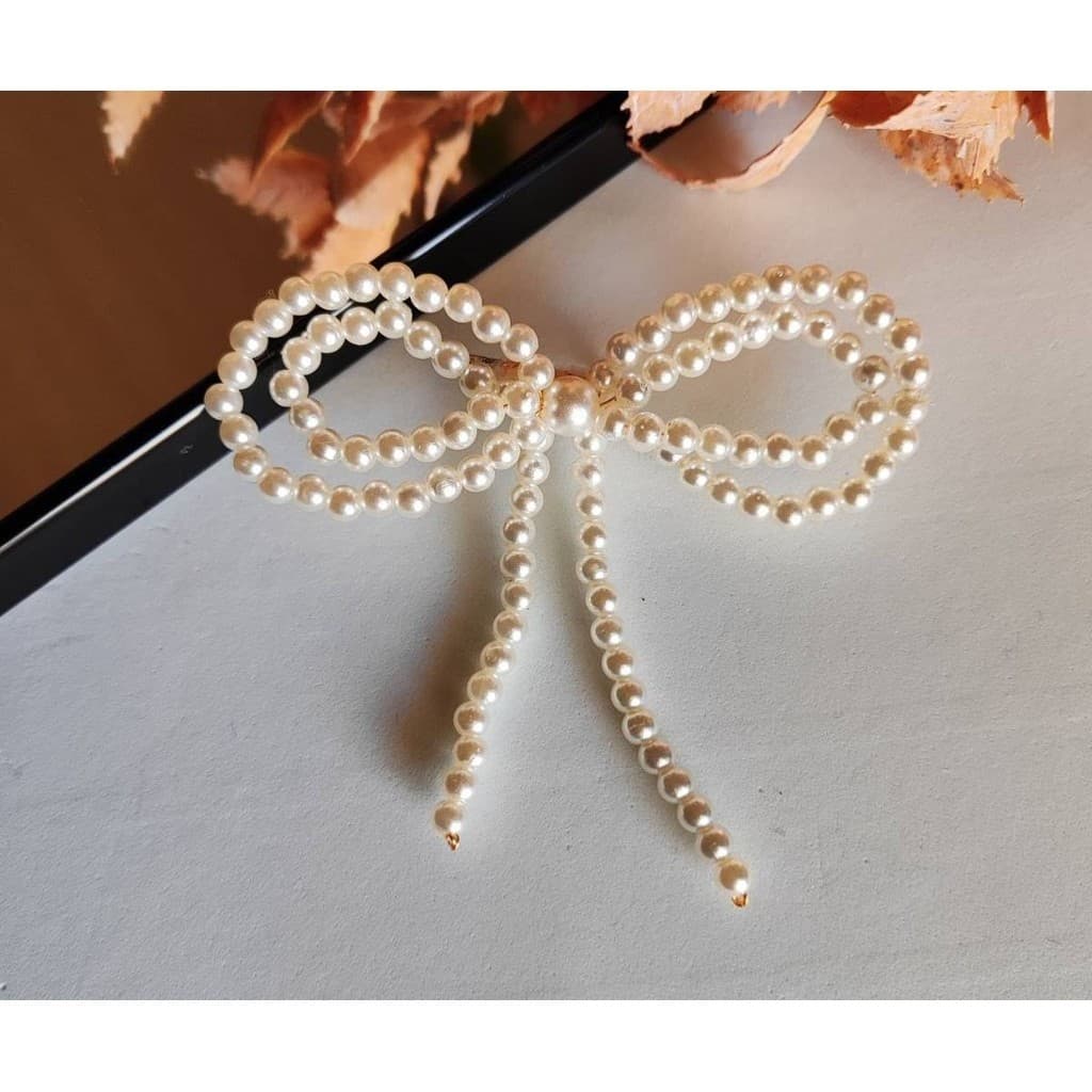 Broche Laço Duplo de Pérolas Look Delicado Feminino