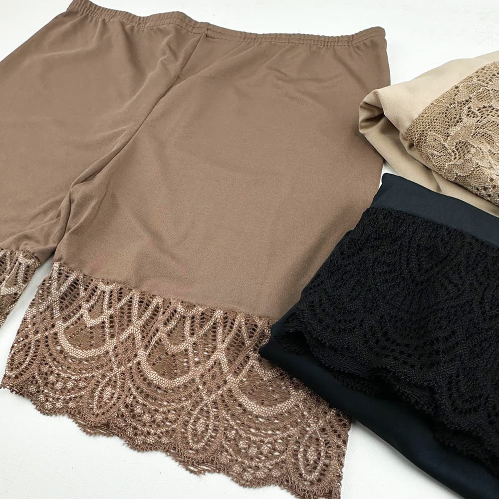Kit 2 short anágua segunda pele estampa lisa com detalhes de renda bico