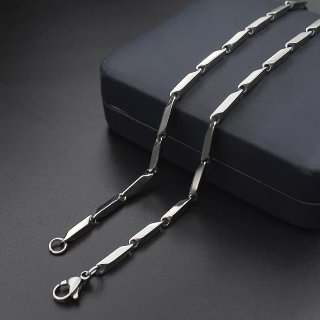 Corrente Masculina 60cm, 4mm Tipo Triangulo Aço Inox