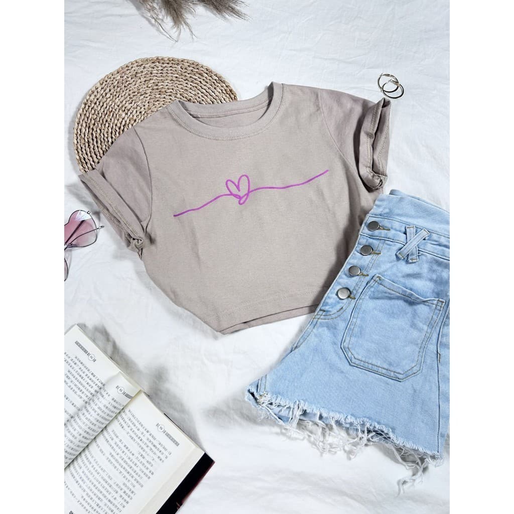 Cropped estilo curto camiseta blusa T-Shirt Feminina Algodão Gola Careca simples confortável Padrão de coração