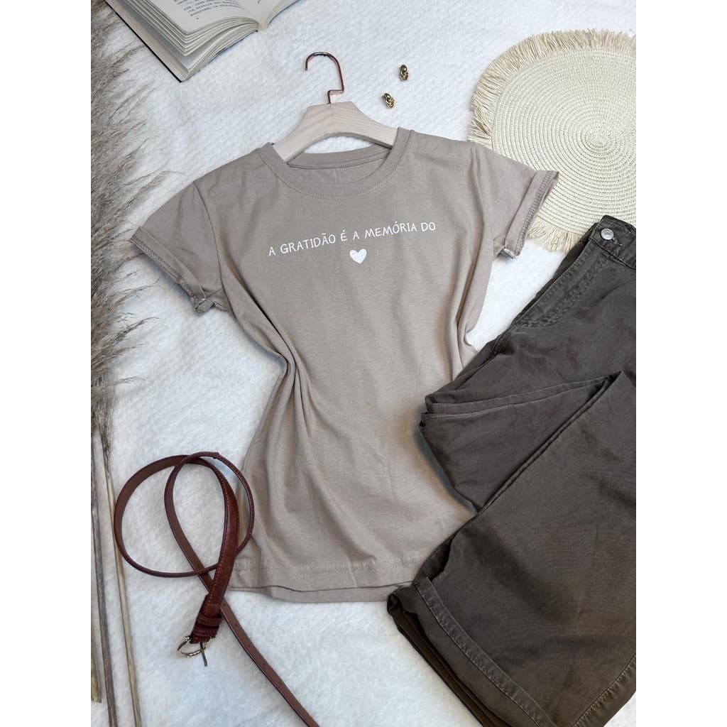 Camiseta tshirt feminina manga curta algodão 100 % Gola careca sempre com estampa coracao