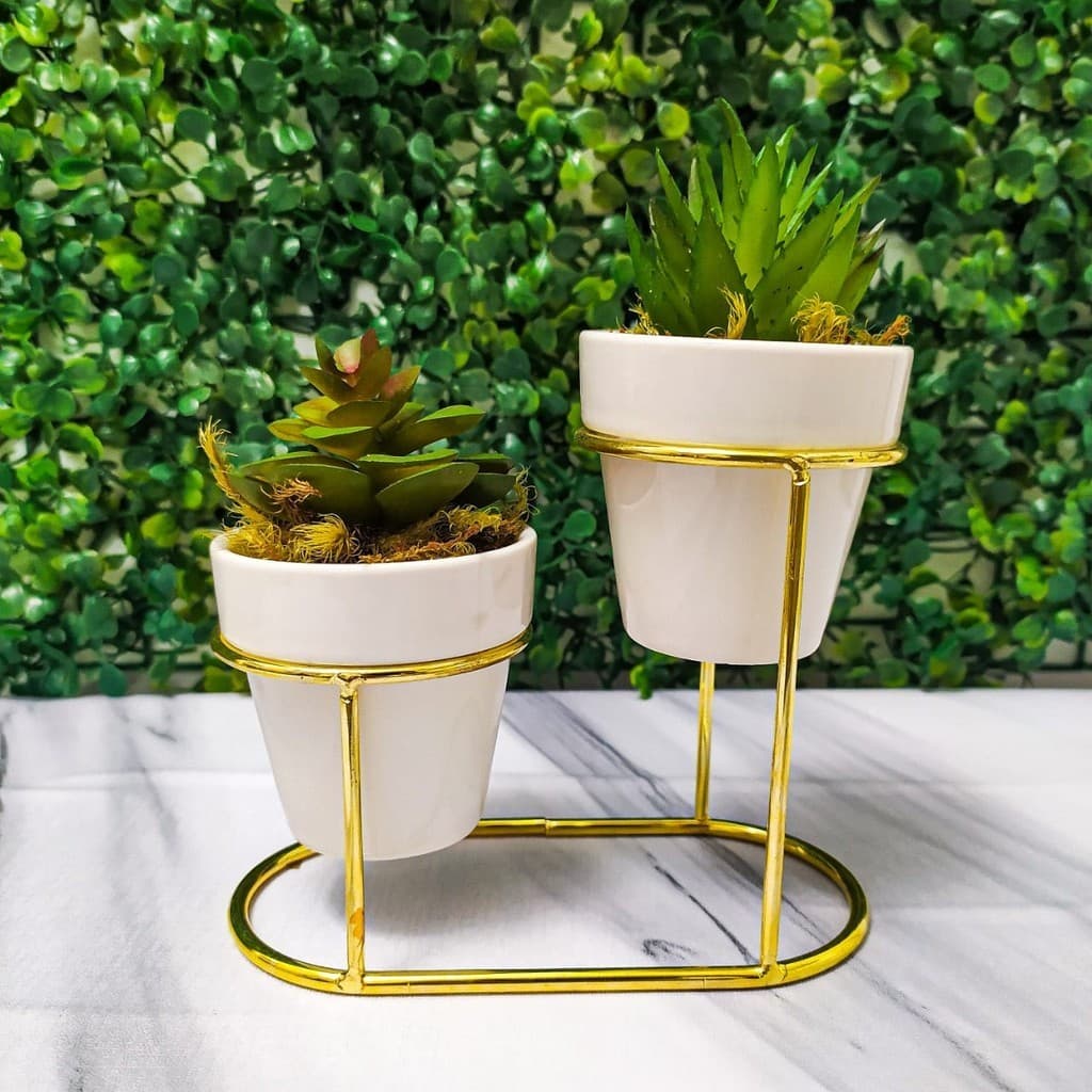 Vaso Branco Duplo Decorativo de Cerâmica Com Suporte em Metal Dourado
