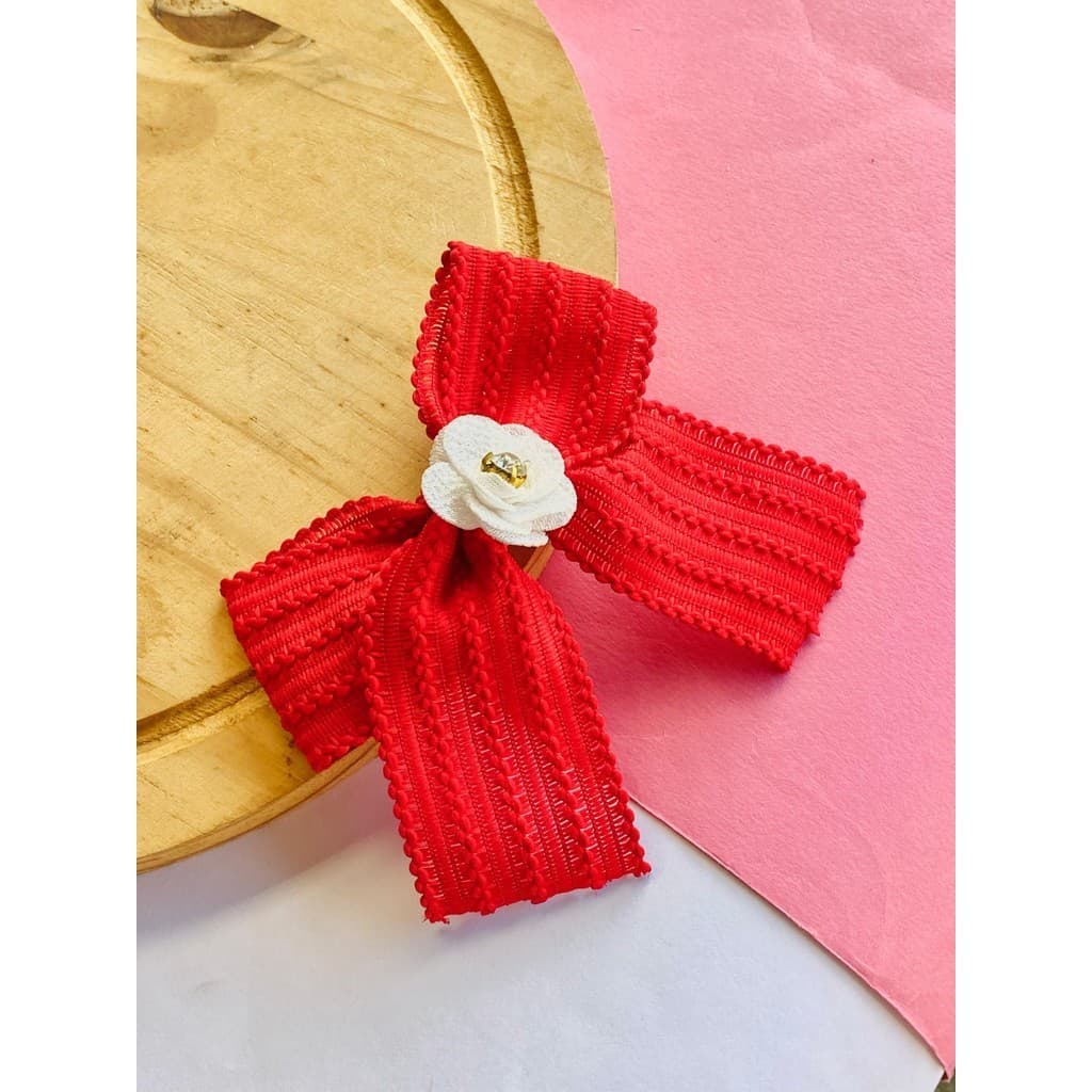 Laço infantil /laço de luxo / Laço no bico de pato / Laço vermelho Flor  /Laço lindo /Laço da moda / Laço grande